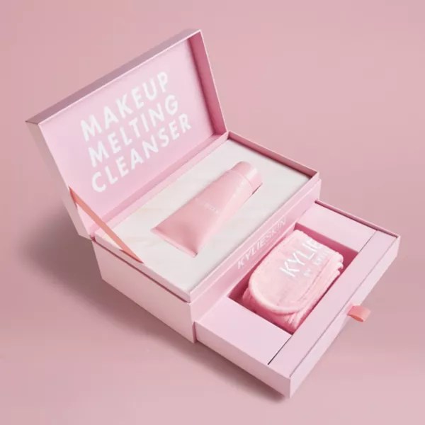 Makeup Melting Cleanser Gift Box Kylie Skin by Kylie Jenner