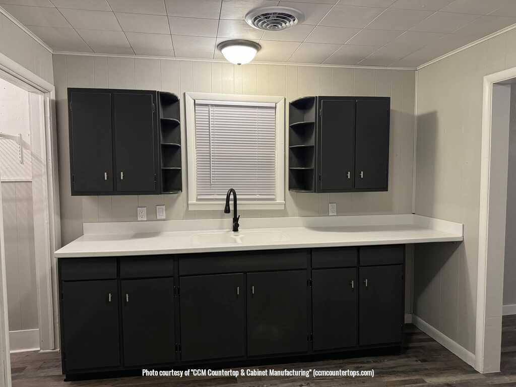 CCM Countertop & Manufacturing manufacturing countertops in