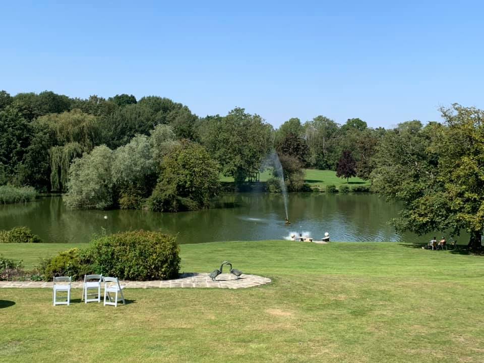 Pimms Bar by the Manor Lake Countess of Warwick Show