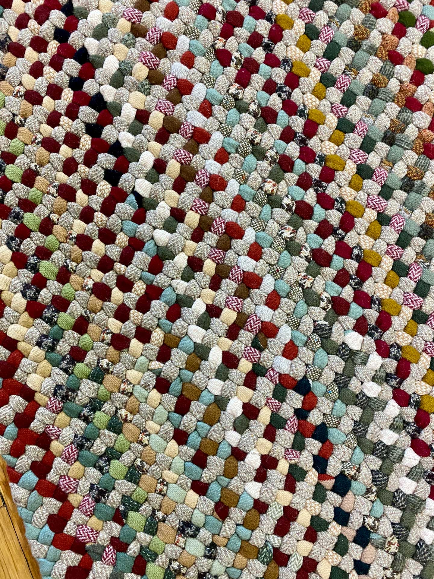 4' x 6' Oval Wool Braided Rug