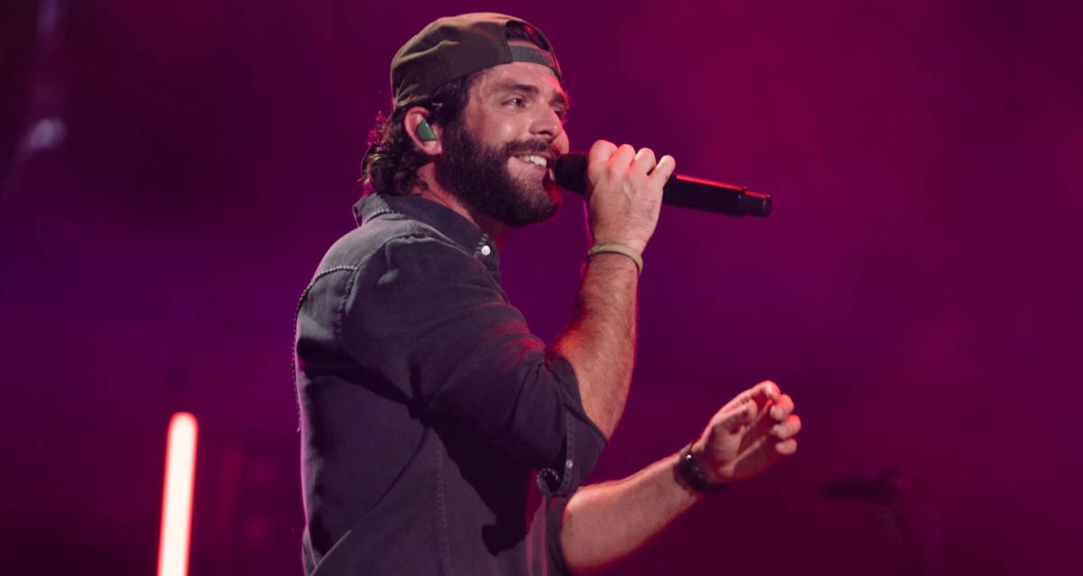Thomas Rhett Announces 2022 Bring The Bar To You Tour Country Now