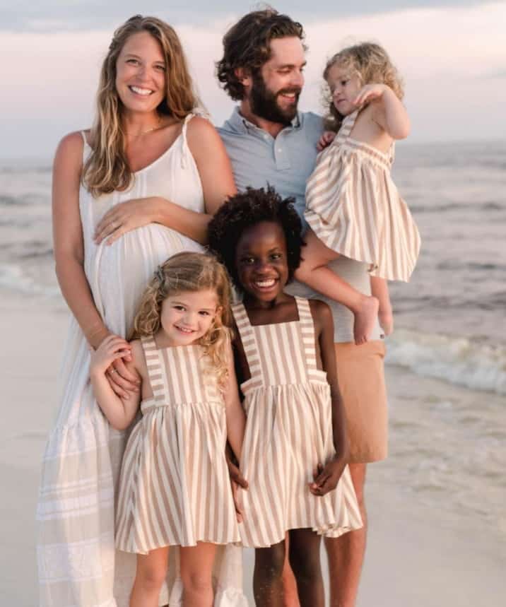 BREAKING Thomas Rhett & Wife Lauren Fourth Daughter Country Now