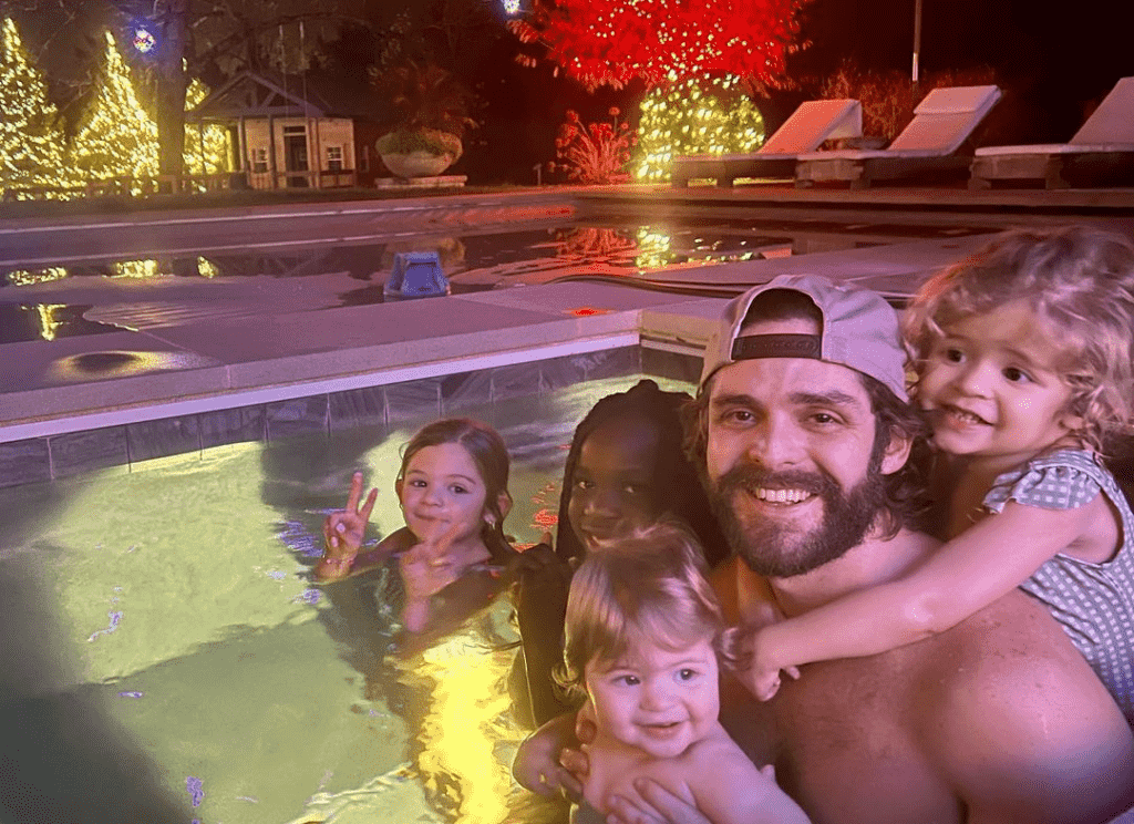 Thomas Rhett's 5YearOld Daughter Starts To Recognize His Fame And
