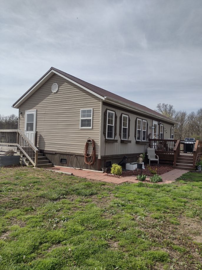 1073 County Road 555E, Wayne City, IL Country Roads Realty