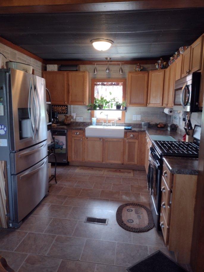 1073 County Road 555E, Wayne City, IL Country Roads Realty