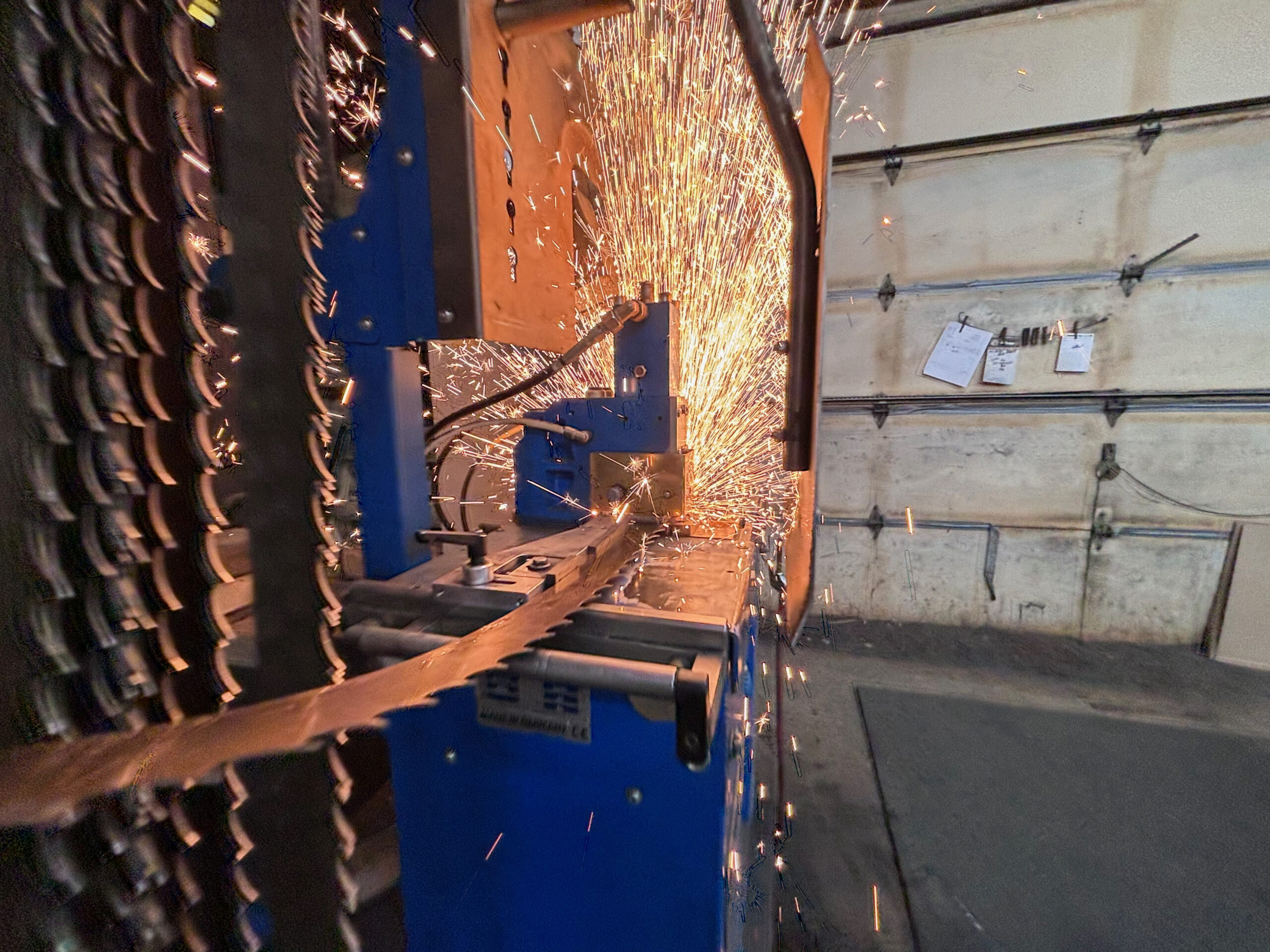 Country Saw & Knife Salem, OH Country Saw & Knife is a family owned