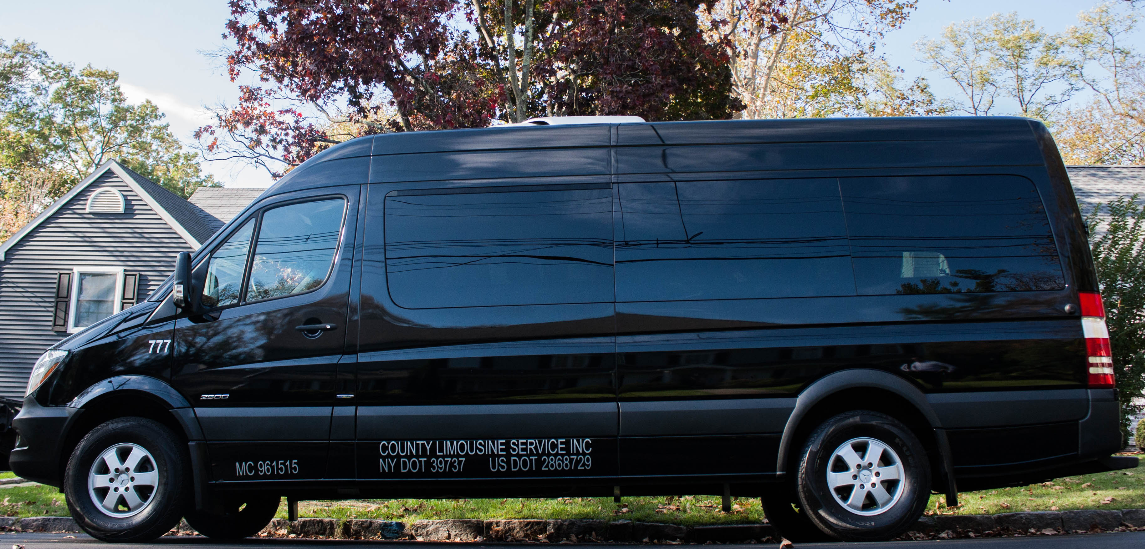 White Plains Airport Transportation for Westchester County and Connecticut