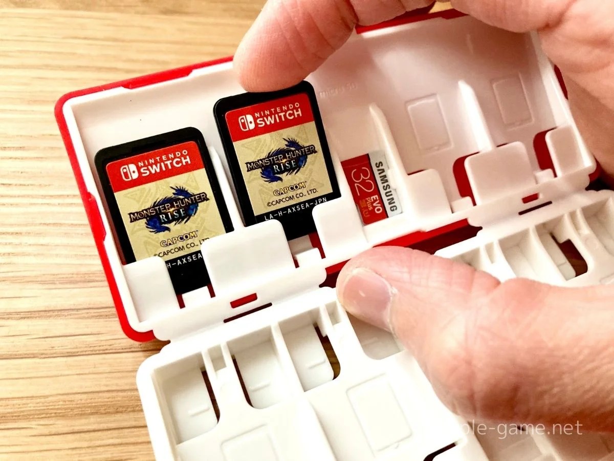 Microsdも収納できる。100均のSwitch用ゲームカードケース2種 - カップルゲーム