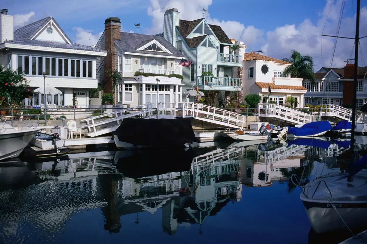 Long Beach Date Ideas 50+ Romantic things to do in Long Beach Cali