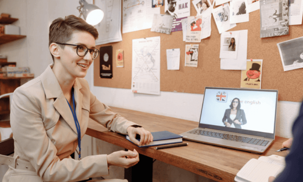 How Much Does a TA Earn in UK [Everything You Must Know]