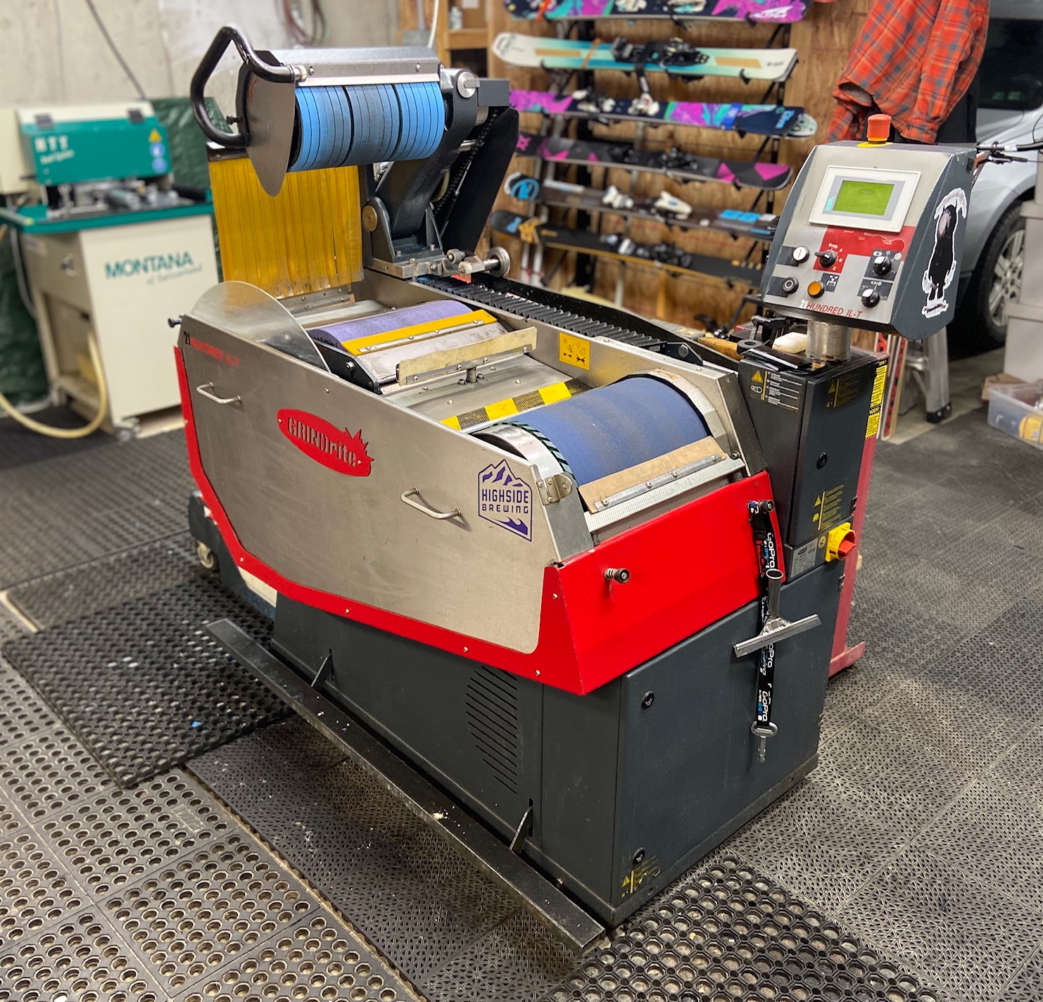 How we tune skis & snowboards in our garage The Cove Bike & Ski