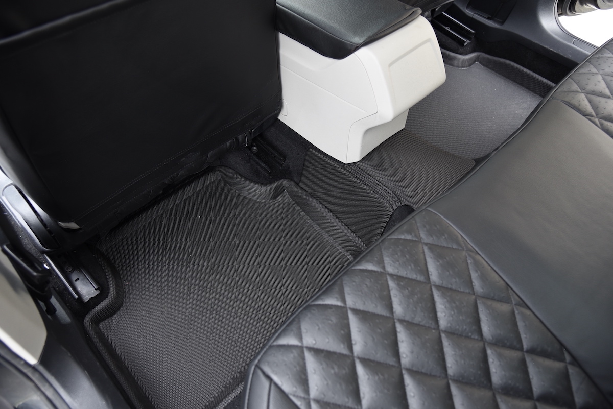 AllWeather Floor Mats Covers and Camo