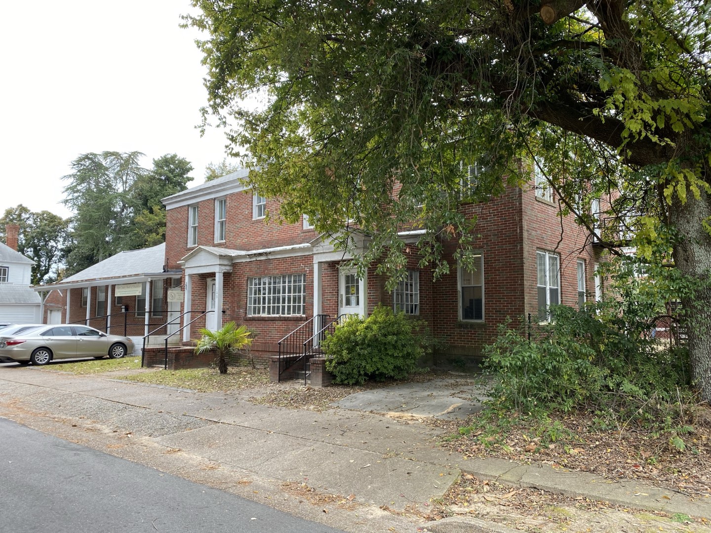 Listings Coward & McNeill