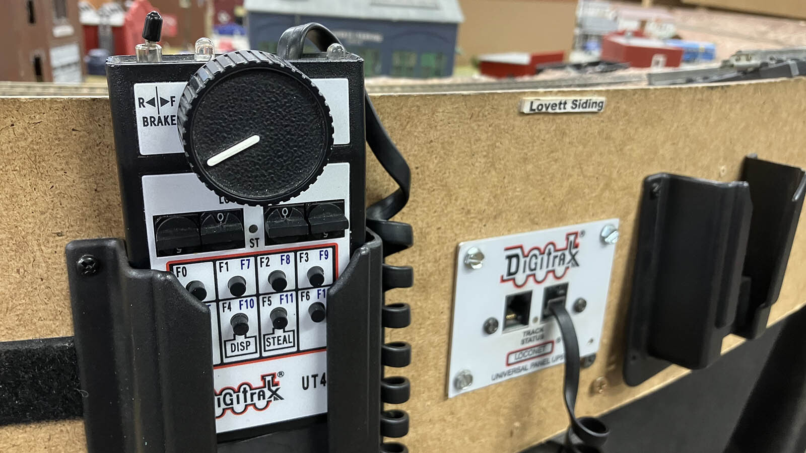 Wyoming Model Railroaders Live In Their Own Tiny… Cowboy State Daily