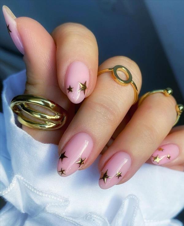 Almond nails 30 Beautiful Natural almond nails design ideas for