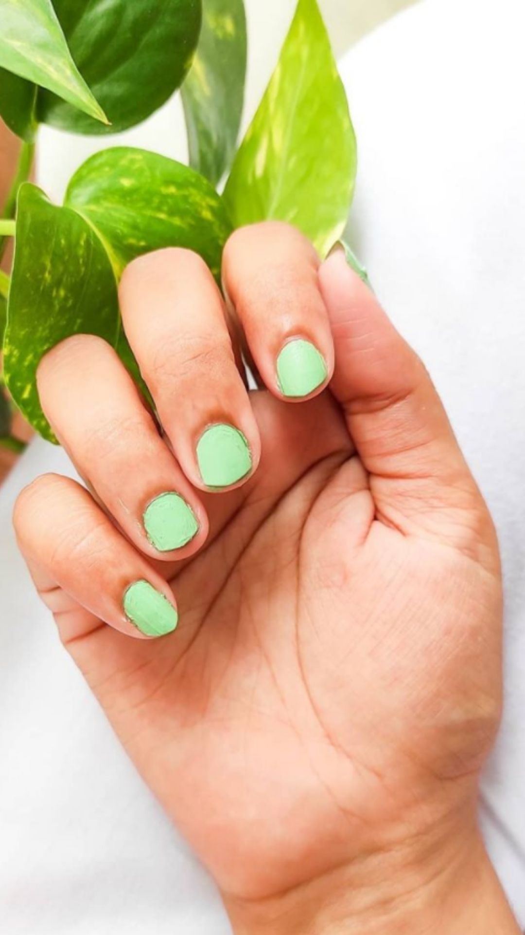 30 Best Green acrylic nail ideas worth your next date