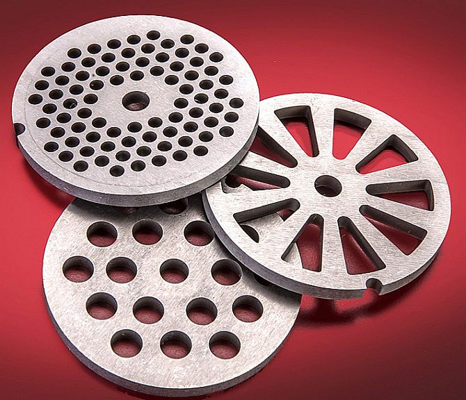 Selected 3 Best Meat Grinders for Chicken Bones and Raw Dog Food!