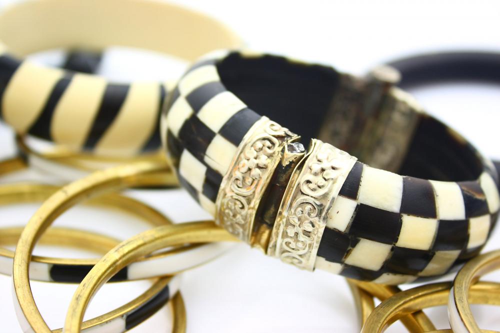Different Types of Bracelet Different Types of Bracelet