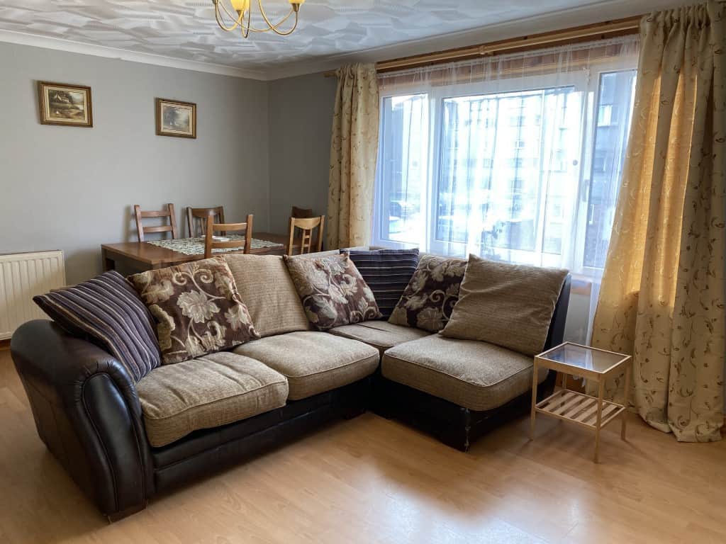 18/5 Northfield Drive, Edinburgh, EH8 7RP CP Property