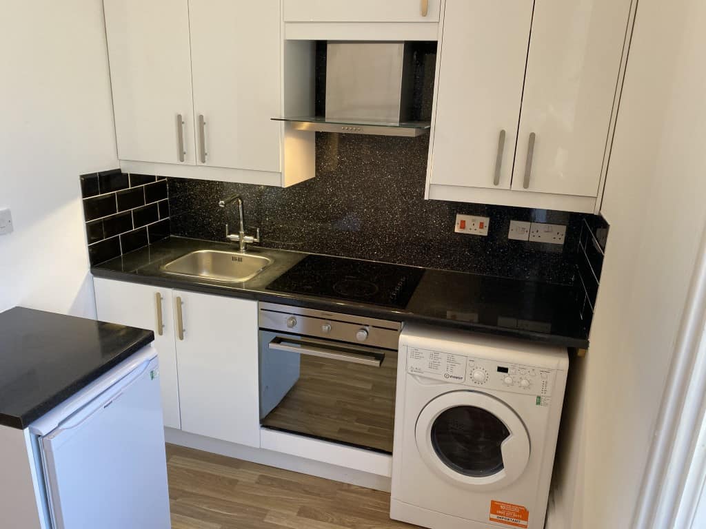 15b Quality Street, Edinburgh, EH4 5BP CP Property