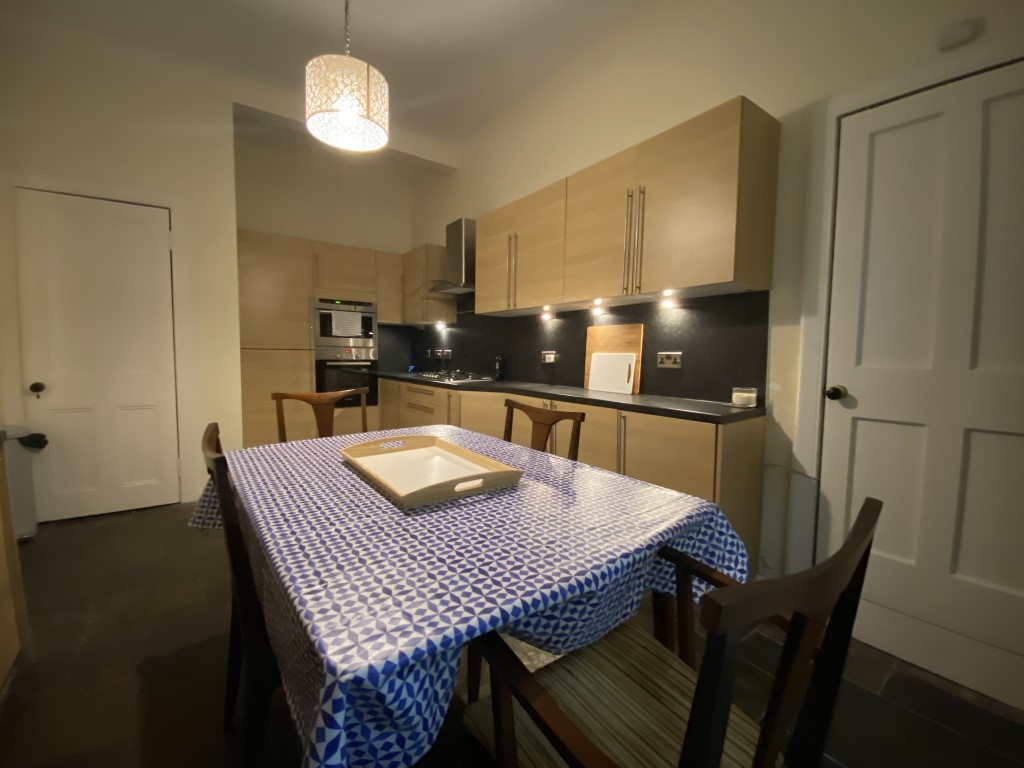 16 Royston Terrace, Edinburgh, EH3 5QS CP Property