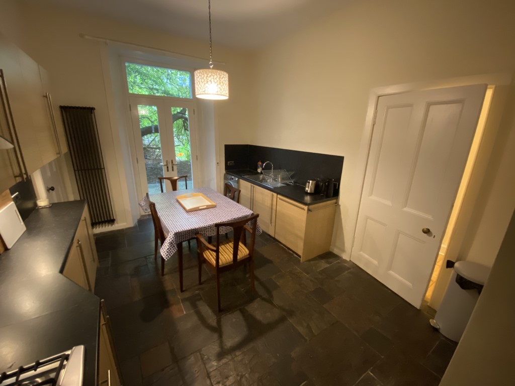 16 Royston Terrace, Edinburgh, EH3 5QS CP Property