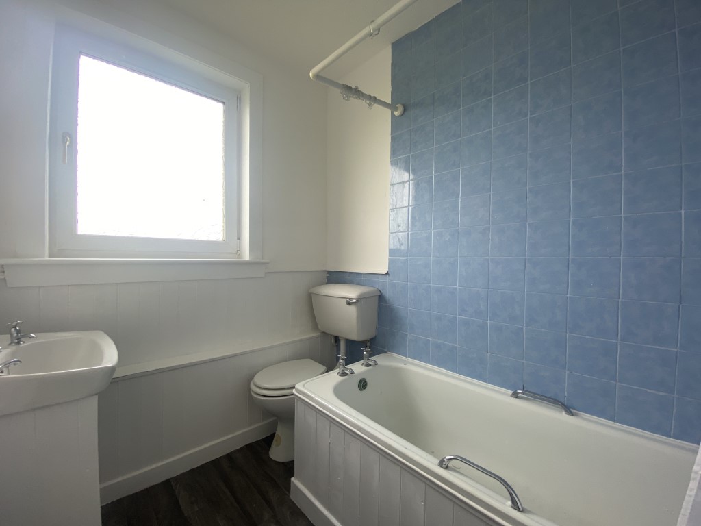 1 Barleyknowe Lane, Gorebridge, EH23 4UZ CP Property