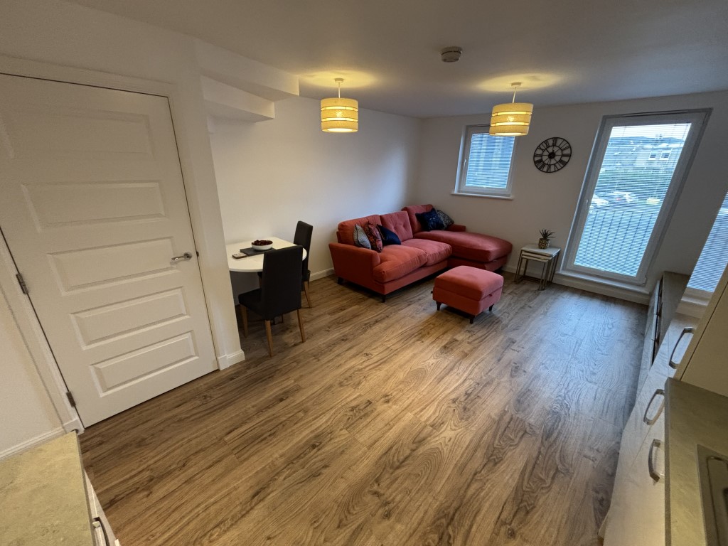 3 Walford Drive, Edinburgh, EH15 1AB CP Property