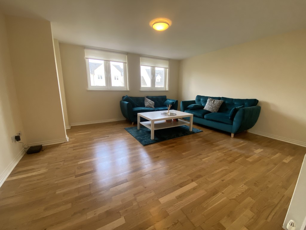 17 Saint Davids Gardens, Eskbank, Dalkeith, EH22 3FE CP Property