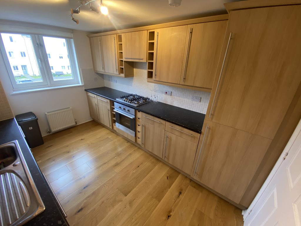 17 Saint Davids Gardens, Eskbank, Dalkeith, EH22 3FE CP Property