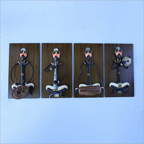 Wooden Wall Hanging Manufacturers, Suppliers and Exporters