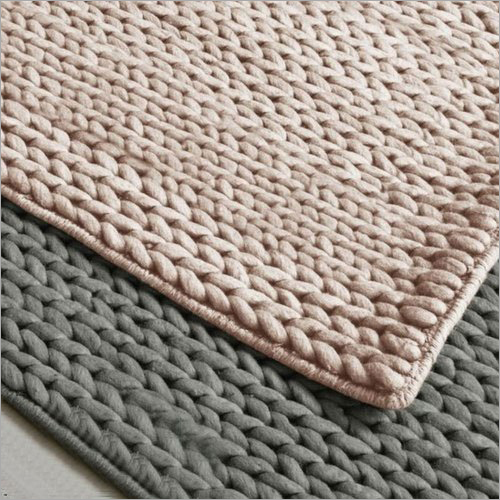 Braided Wool Rug at Best Price in Bhadohi, Uttar Pradesh Anjeena Exports