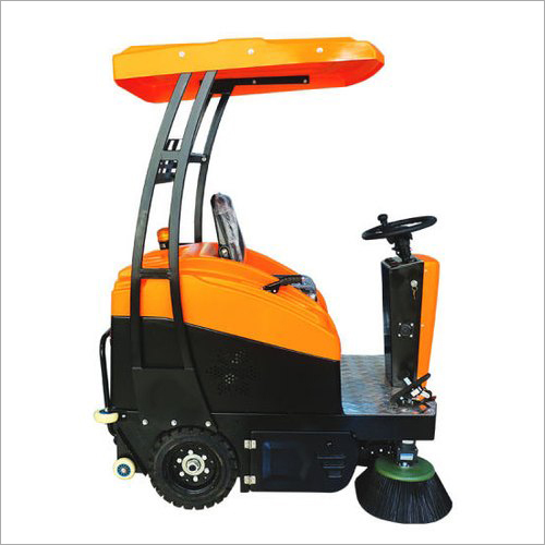 SC 2008 Ride On Sweeper Machine Manufacturer in Vadodara, Gujarat
