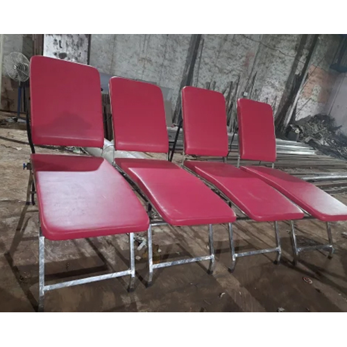 Commode Chair at Best Price in New Delhi, Delhi Mohan Singh Hospital Furniture Manufacturer