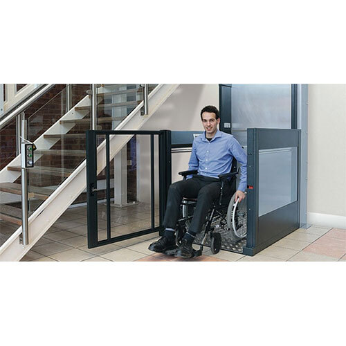 Wheelchair Lift Load Capacity Upto 350 Kg Kilograms (kg) at Best