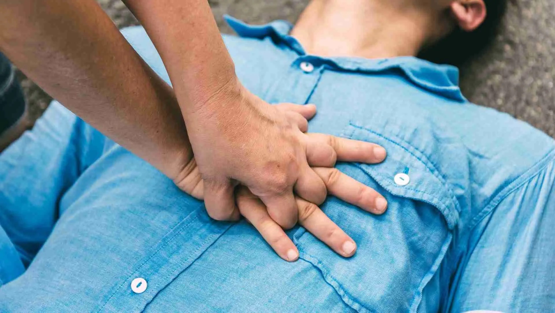 Best 1.5hr HLTAID009 CPR Refresher CPR First Aid Training