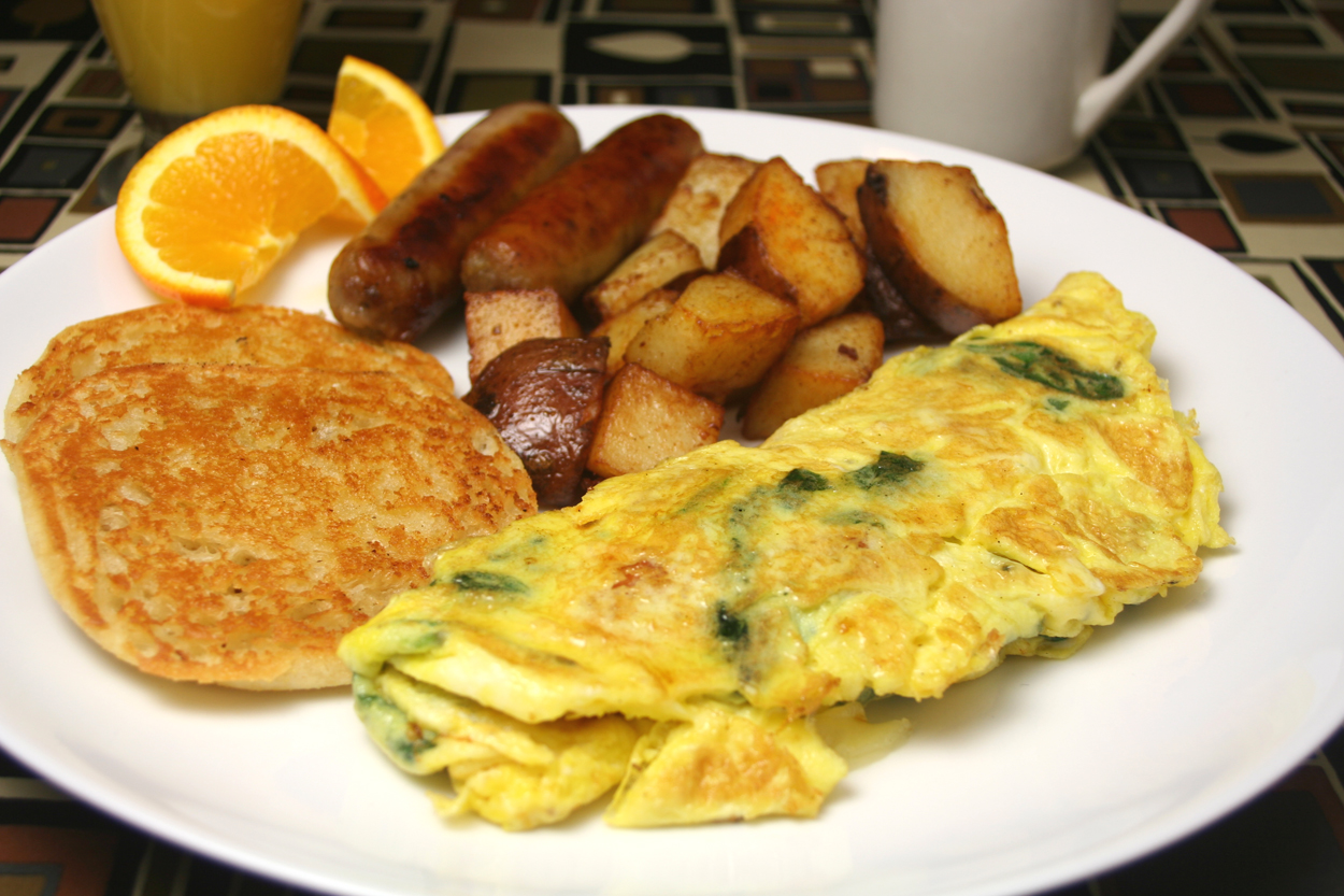 Crabapples Restaurant Breakfast Family Dining Falmouth, MA