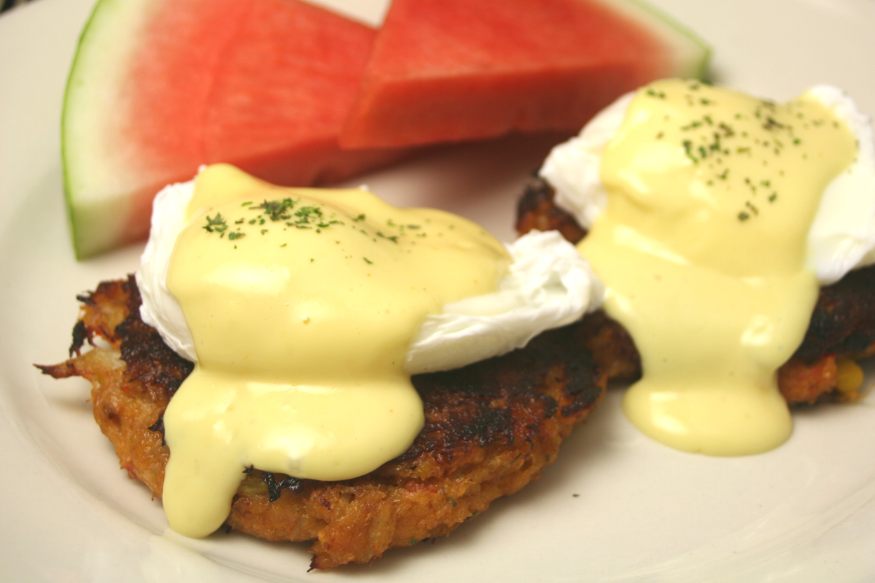 Crabapples Restaurant Breakfast Family Dining Falmouth, MA