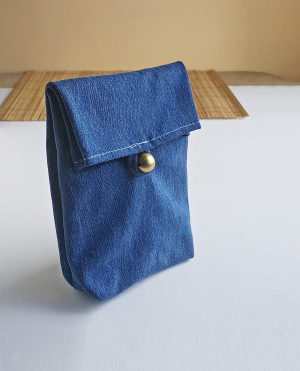 DIY Upcycled Denim Lunch Tote —