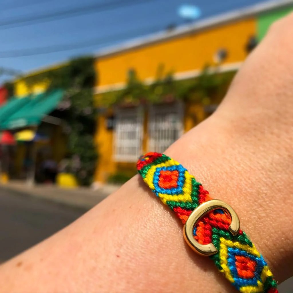 Alpha Bracelet Patterns Key Differences From Traditional Knots