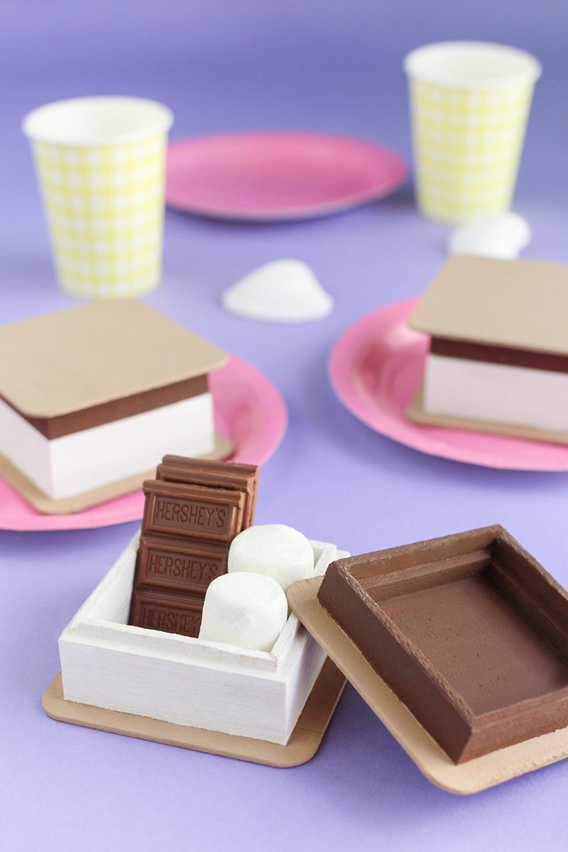 DIY S'mores Boxes Crafterward