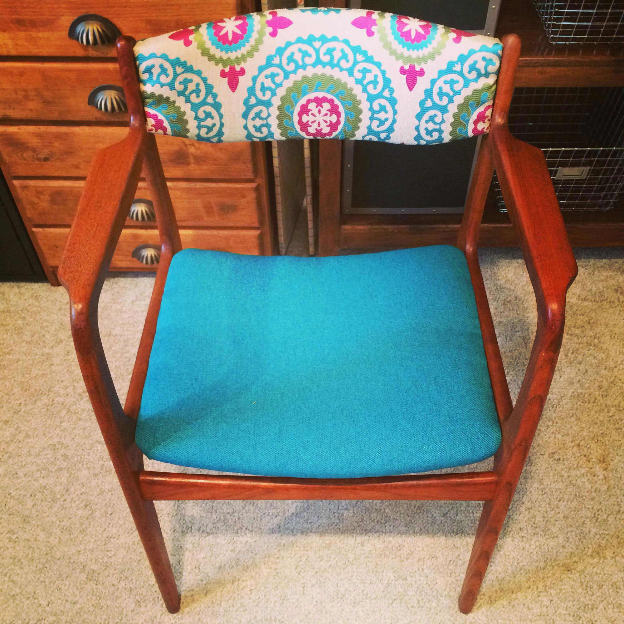 Tips Secondhand Furniture Crafting with Crap