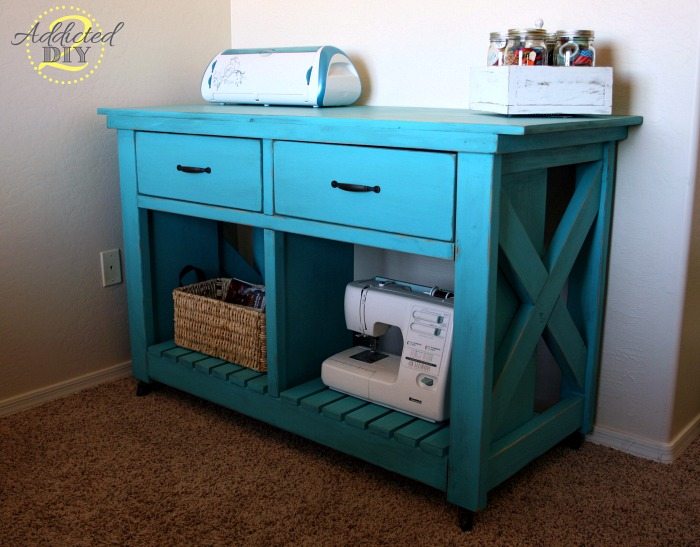 19 Painted Furniture Makeovers in Coastal Color Palettes Craftivity
