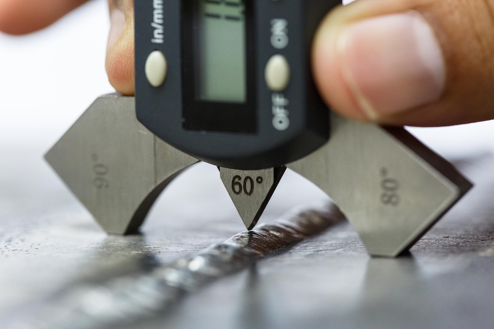 Best Digital Angle Gauge for Table Saw of 2021 Complete Reviews With