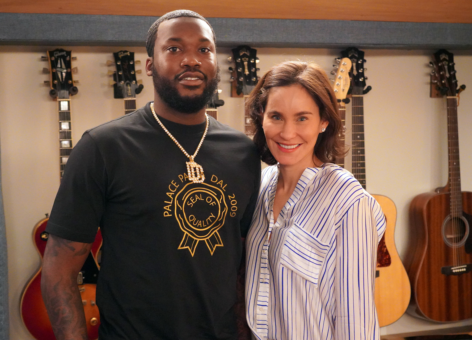 'Deep Dive with Laura Arnold' Podcast Explores… Arnold Ventures