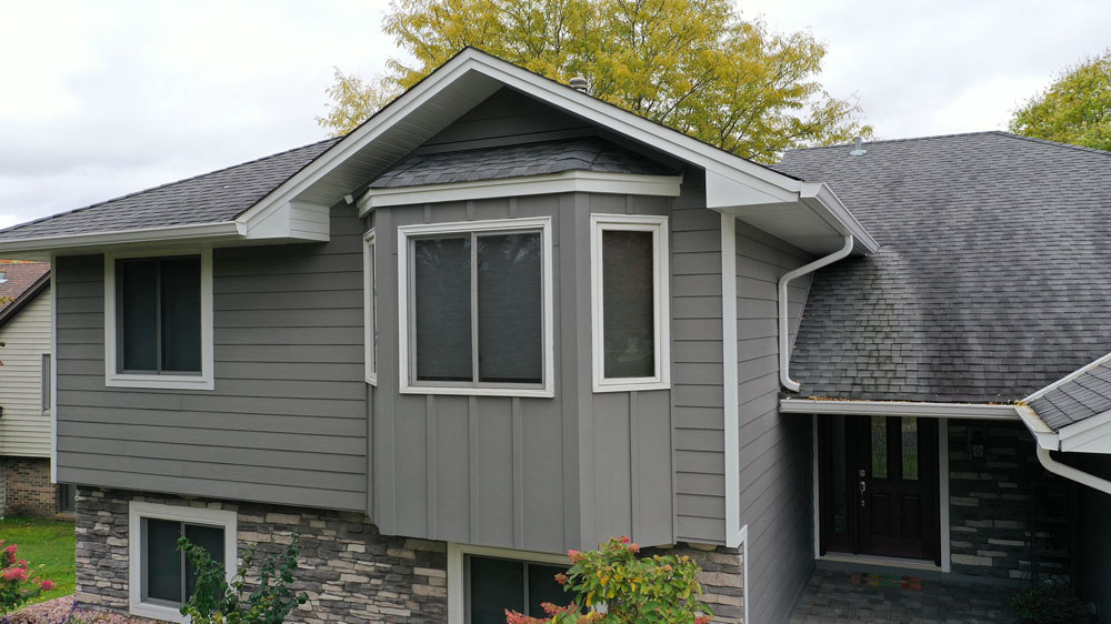 Maple Grove James Hardie Siding Minnesota Aged Pewter & Pearl Gray
