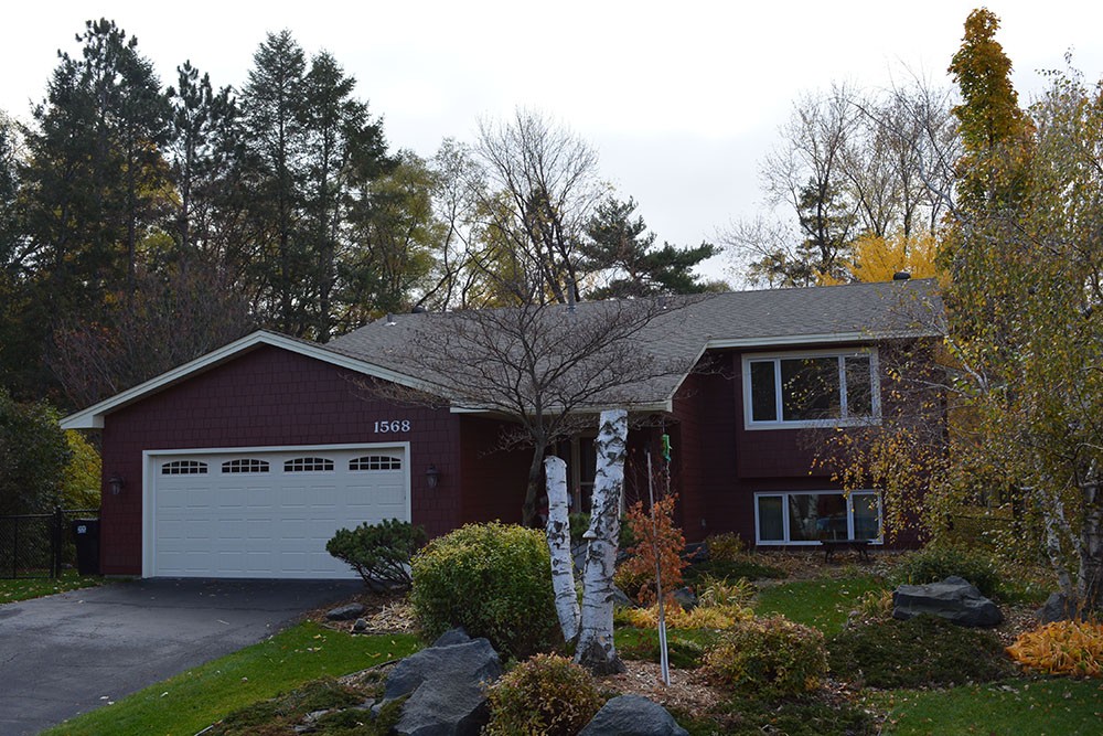 Eagan Minnesota James Hardie Countrylane Red Lap Siding & Shakes