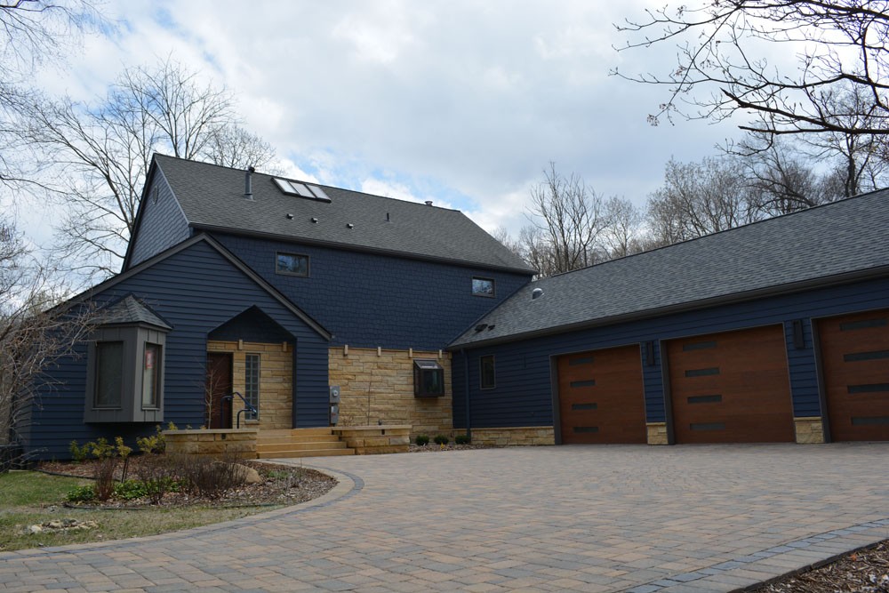 North Oaks Minnesota James Hardie Deep Ocean Lap Siding & Shakes