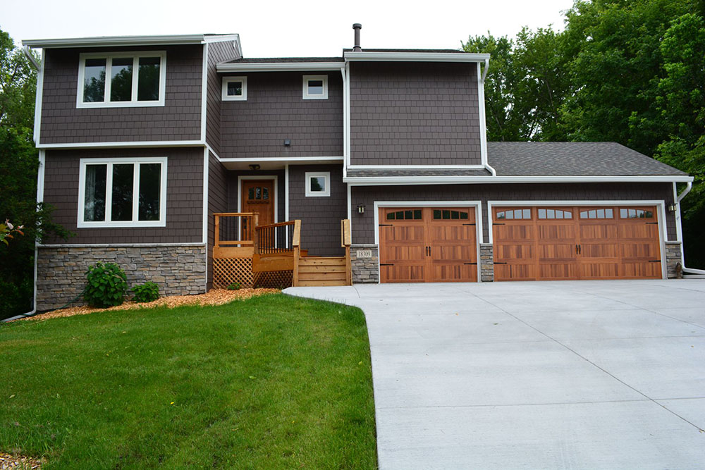 Excelsior MN James Hardie Rich Espresso Shakes Shingle Siding