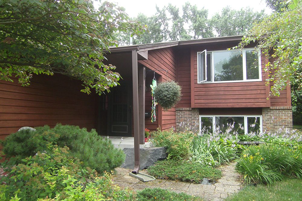 Eagan Minnesota James Hardie Countrylane Red Lap Siding & Shakes